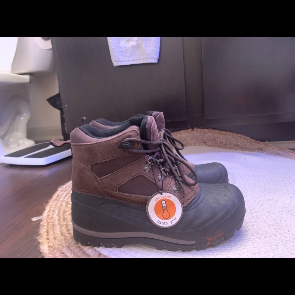 Brown Northside Men's Tundra 200 Gram Insulated Leather Winter Snow Boots.